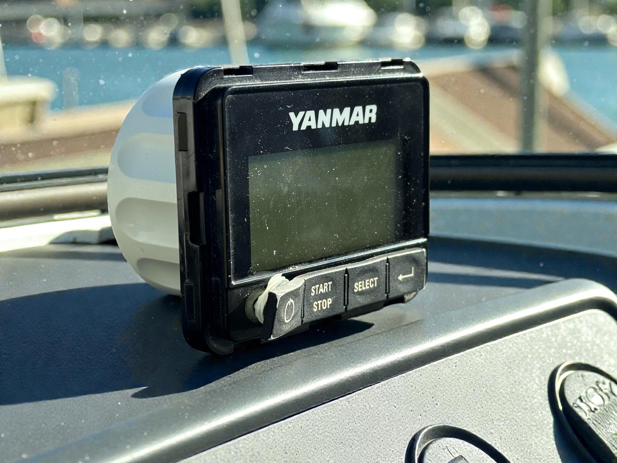 Yanmar YD25 LCD zaštitni poklopac